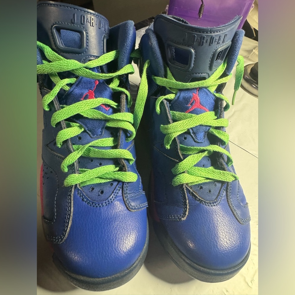 Jordan Kids Blue Basketball Sneakers with Neon Green Laces